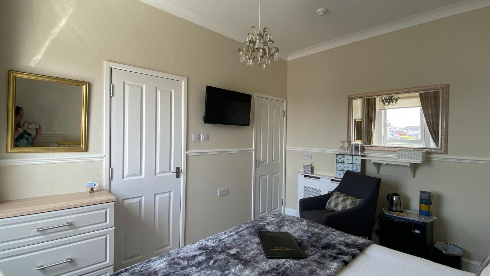 St John'S Guest House Weymouth Luaran gambar